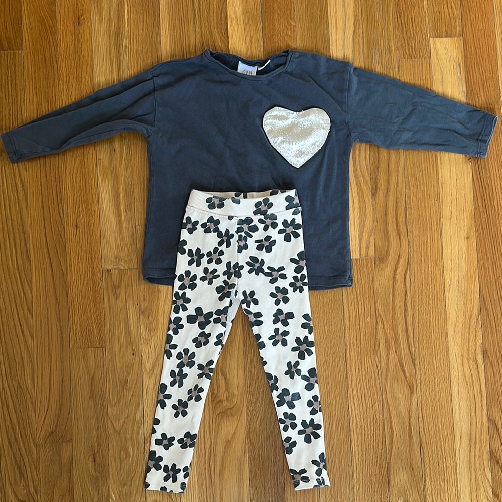 Grey Top with Heart and Floral Leggings Set